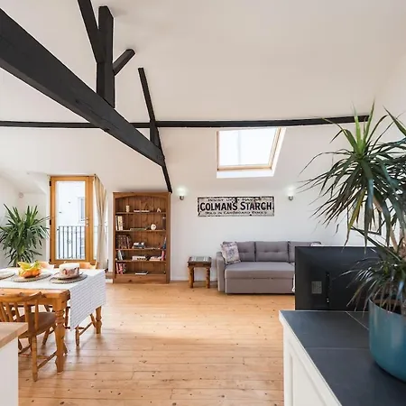 The Coach House Bristol
