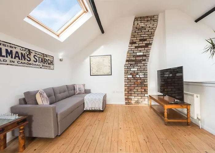 The Coach House * Bristol