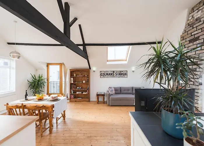 The Coach House Bristol